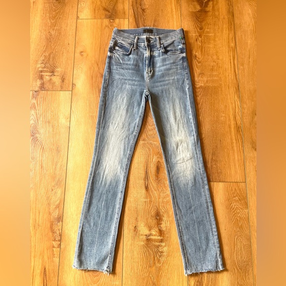 MOTHER Denim - MOTHER - The Mid Rise Dazzler Ankle Fray